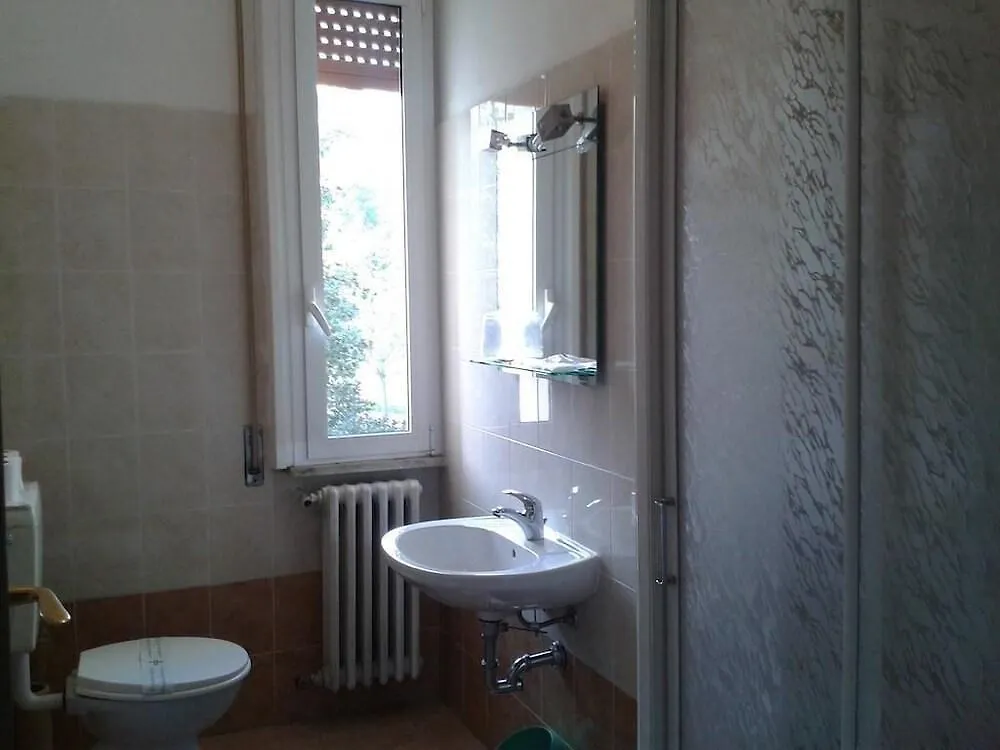 Albergo Moderna Tabiano Terme 2*,  Italie